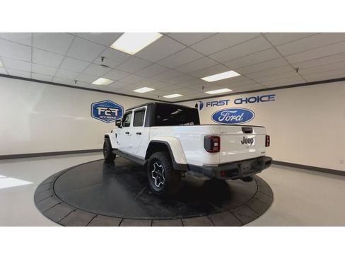 Used 2021 Jeep Gladiator Sport image 8