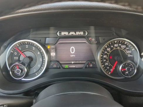 Used 2025 RAM 1500 Laramie image 24