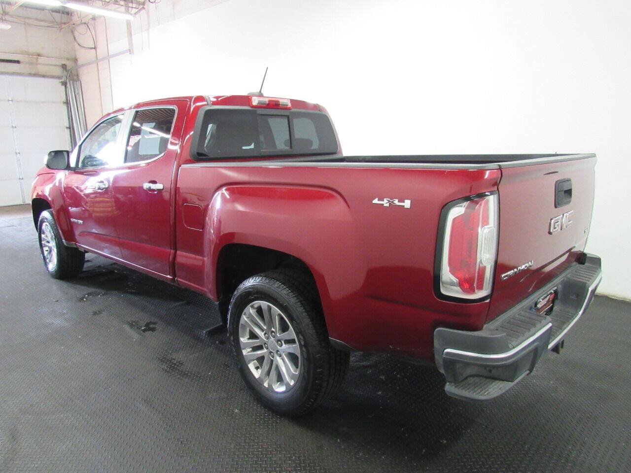 Used 2017 GMC Canyon SLT w/ Driver Alert Package AWD/4WD image 5