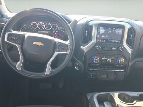 Used 2023 Chevrolet Silverado 2500 LT w/ Convenience Package image 11