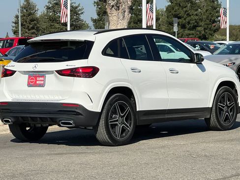 Used 2025 Mercedes-Benz GLA 250 4MATIC image 3