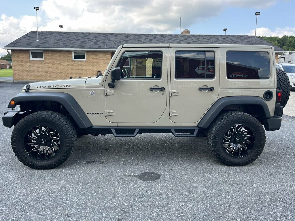 Used 2017 Jeep Wrangler Unlimited Rubicon AWD/4WD image 6