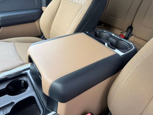 Used 2024 Ford F250 XLT w/ XLT Premium Package image 24