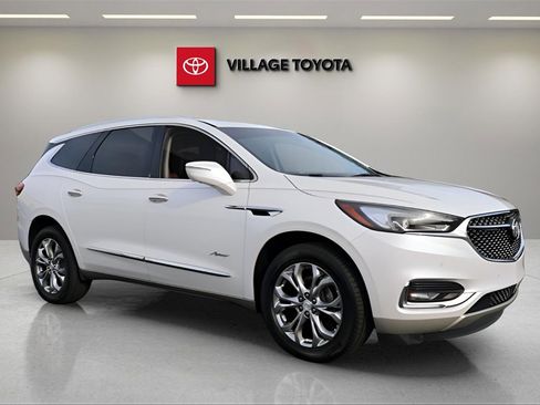 Used 2018 Buick Enclave Avenir w/ Avenir Technology Package image 7