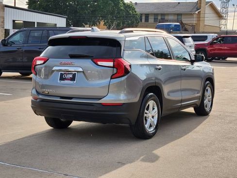 Used 2023 GMC Terrain SLE w/ Driver Convenience Package FWD image 14