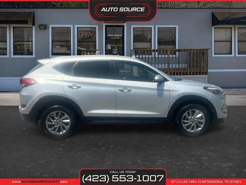 Used 2016 Hyundai Tucson SE w/ Option Group 02 AWD/4WD image 8