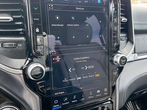 Used 2022 RAM 1500 Limited image 33