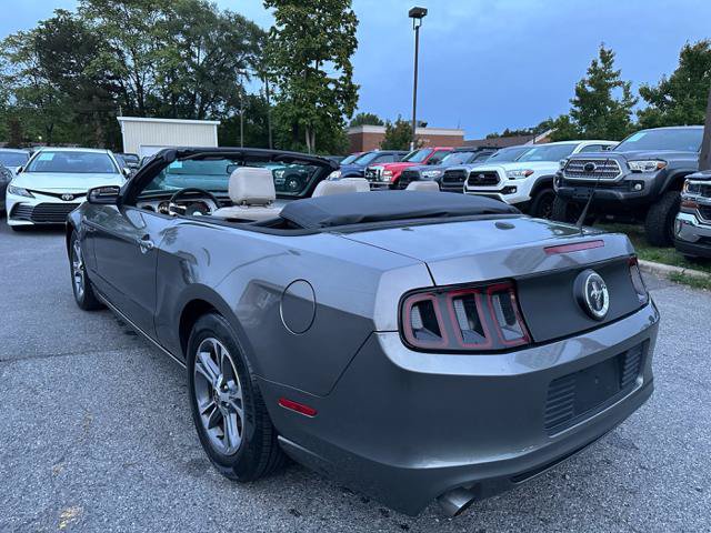Used 2014 Ford Mustang Premium RWD image 7