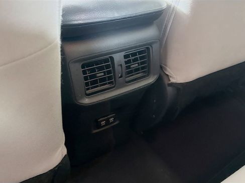 Used 2019 Toyota RAV4 XLE image 24