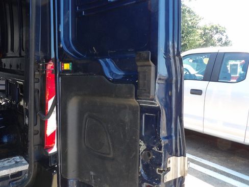 Used 2019 Ford Transit 250 148 Medium Roof RWD image 36