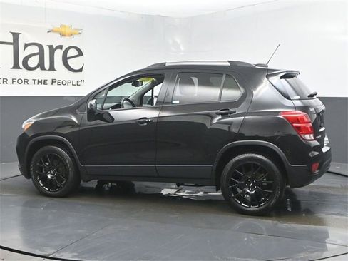 Used 2022 Chevrolet Trax LT w/ Midnight Edition image 51