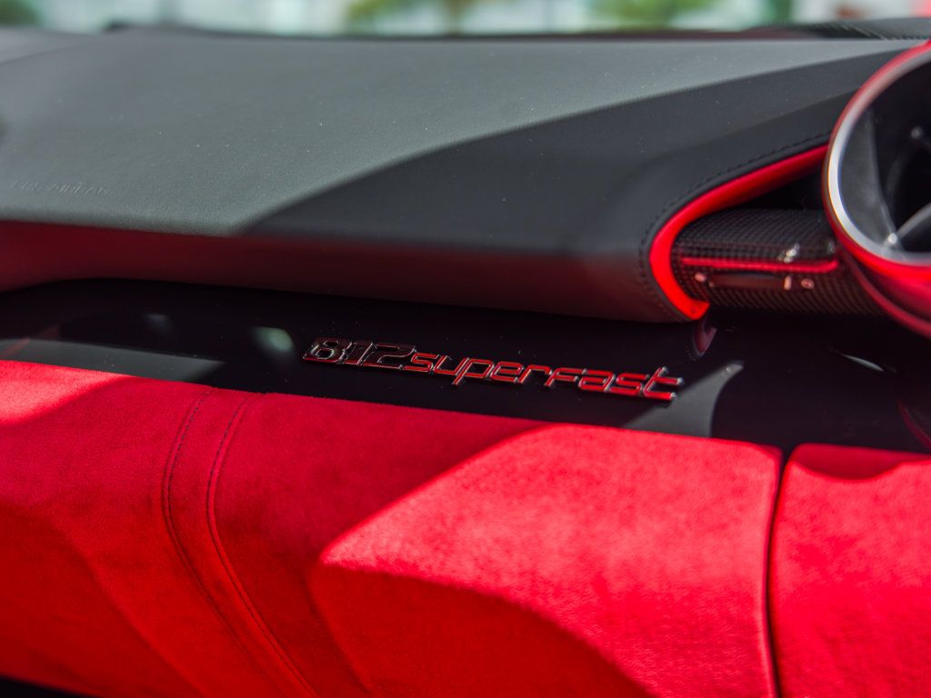 Used 2019 Ferrari 812 Superfast RWD image 31