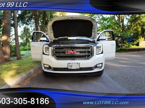 Used 2016 GMC Yukon SLT w/ Open Road Package AWD/4WD image 32
