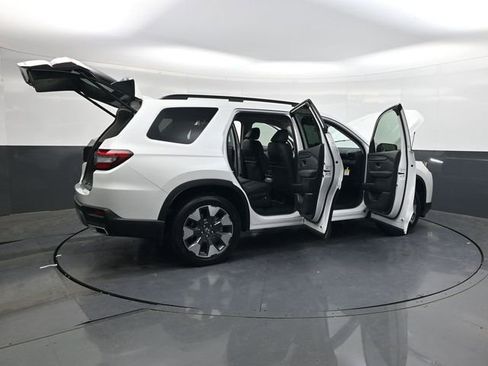 New 2026 Honda Pilot Touring image 35
