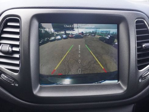 Used 2019 Jeep Compass Trailhawk w/ Leather Interior Group image 41