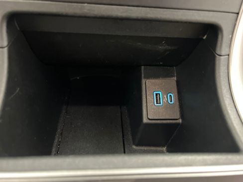 Used 2024 Ford Edge SEL image 48