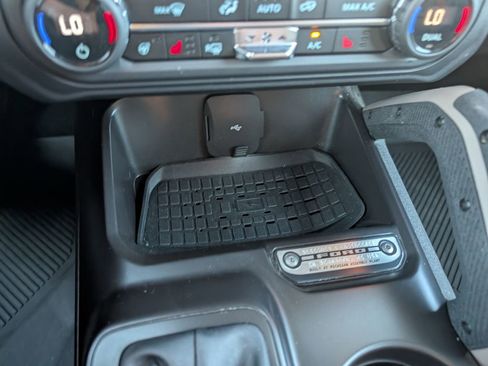 Used 2024 Ford Bronco Outer Banks image 20