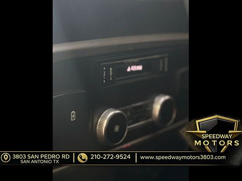 Used 2019 Ford Expedition XLT w/ Equipment Group 202A RWD image 17