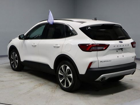 Certified 2024 Ford Escape Platinum image 11