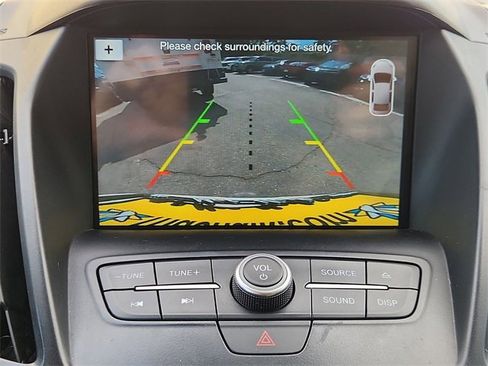 Used 2018 Ford Escape SEL image 15