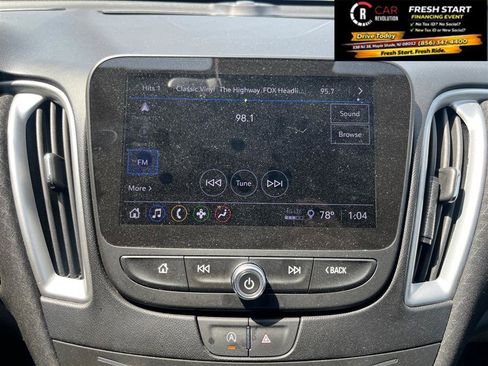 Used 2023 Chevrolet Malibu LT FWD image 14