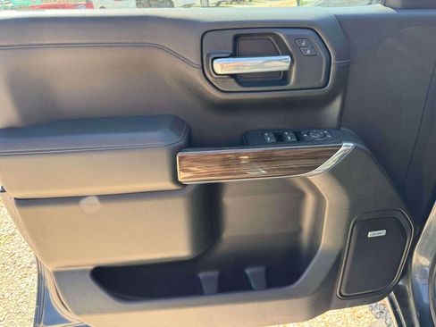 Used 2019 Chevrolet Silverado 1500 RST w/ True North Edition AWD/4WD image 14