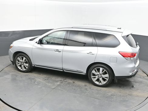 Used 2013 Nissan Pathfinder Platinum image 30