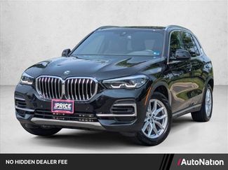 Used 2023 BMW X5 xDrive40i w/ Parking Assistance Package AWD/4WD video 1