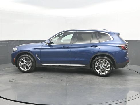 Used 2022 BMW X3 xDrive30i w/ Premium Package AWD/4WD image 2