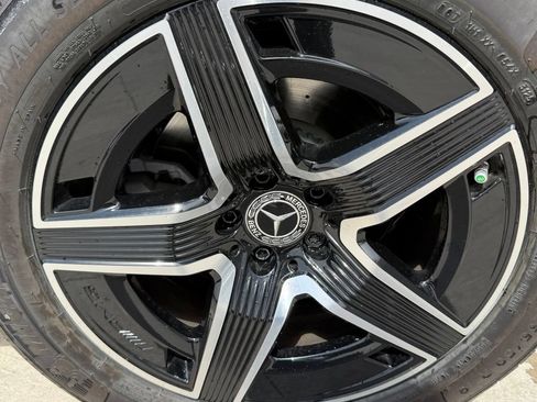 Used 2026 Mercedes-Benz GLC 300 4MATIC image 10