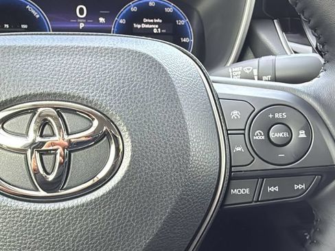 Used 2026 Toyota Corolla XLE FWD image 22