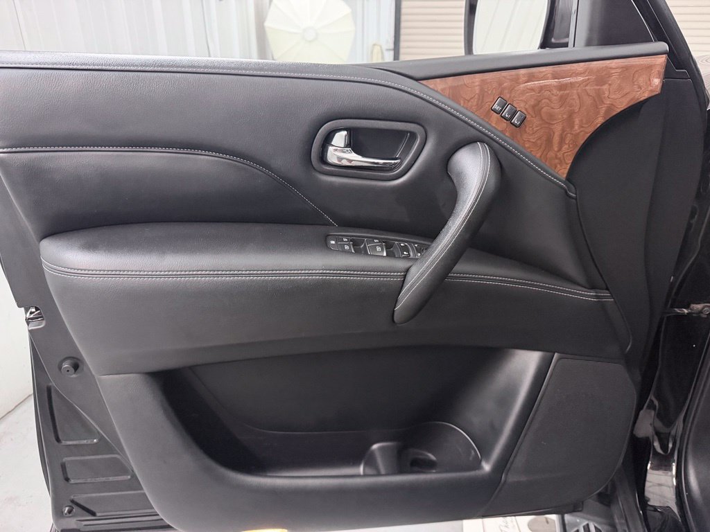 Used 2019 INFINITI QX80 Luxe RWD image 12