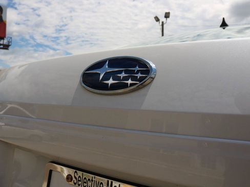Used 2011 Subaru Legacy 2.5i Limited AWD/4WD image 11