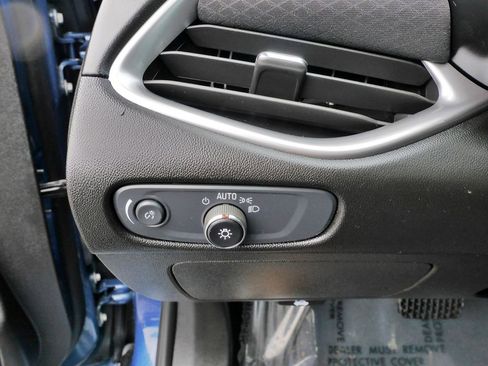 Used 2024 Chevrolet Malibu LT image 24