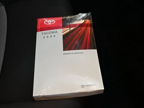 Certified 2025 Toyota Tacoma TRD Sport image 18