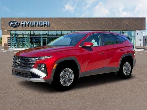 New 2026 Hyundai Tucson Blue SE AWD/4WD image 2