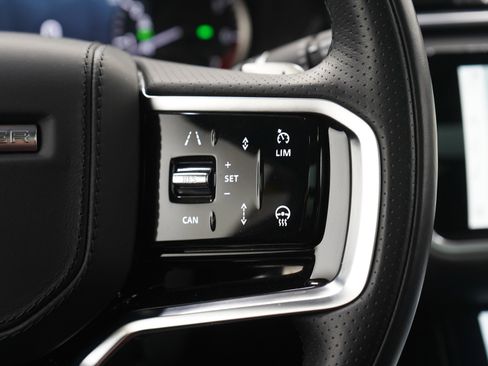 Used 2023 Land Rover Range Rover Velar R-Dynamic S image 27