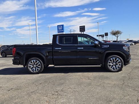 New 2026 GMC Sierra 1500 Denali w/ Denali Reserve Package AWD/4WD image 7