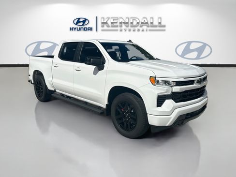 Used 2025 Chevrolet Silverado 1500 RST RWD image 1
