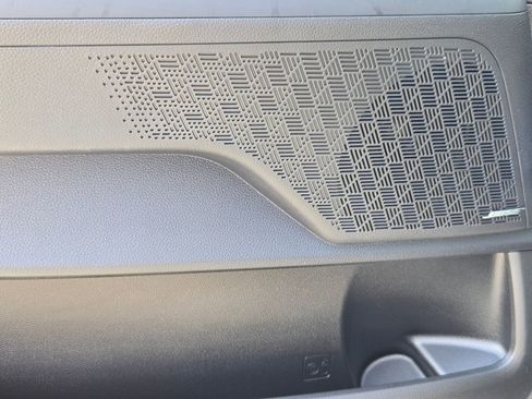 New 2026 Kia Carnival SX Prestige image 21