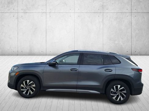 New 2026 Volkswagen Tiguan S image 2