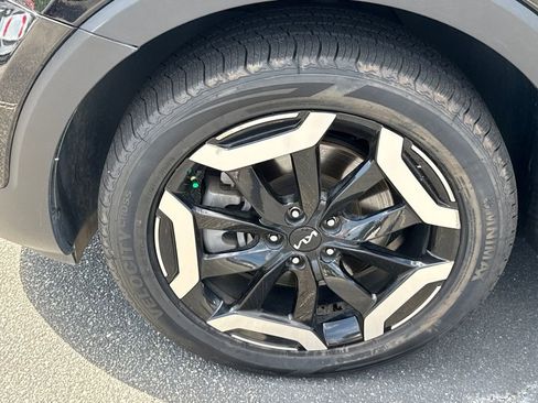 Used 2024 Kia Telluride S w/ S Sunroof Package FWD image 11