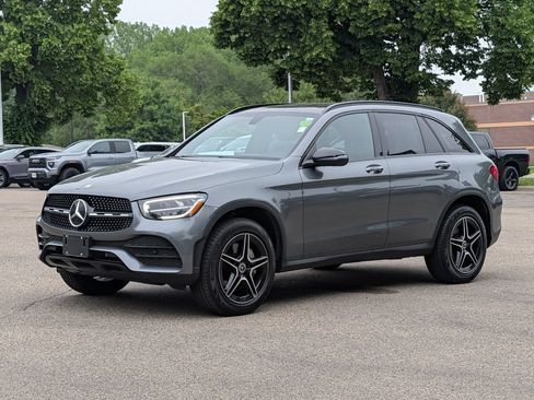 Used 2020 Mercedes-Benz GLC 300 4MATIC image 4