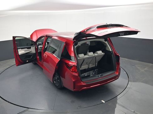New 2026 Honda Odyssey Touring image 37