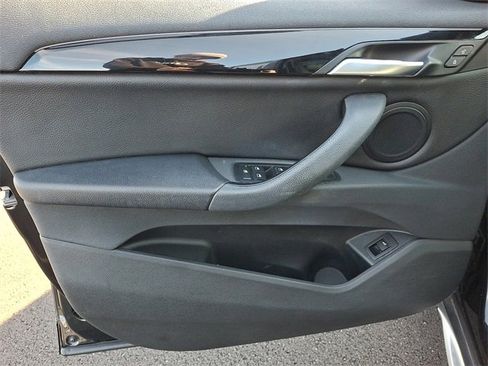 Used 2018 BMW X1 xDrive28i image 15