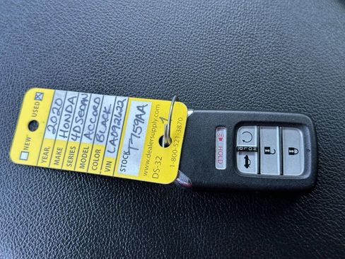 Used 2020 Honda Accord EX image 38
