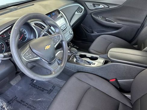 Used 2024 Chevrolet Malibu LT FWD image 10