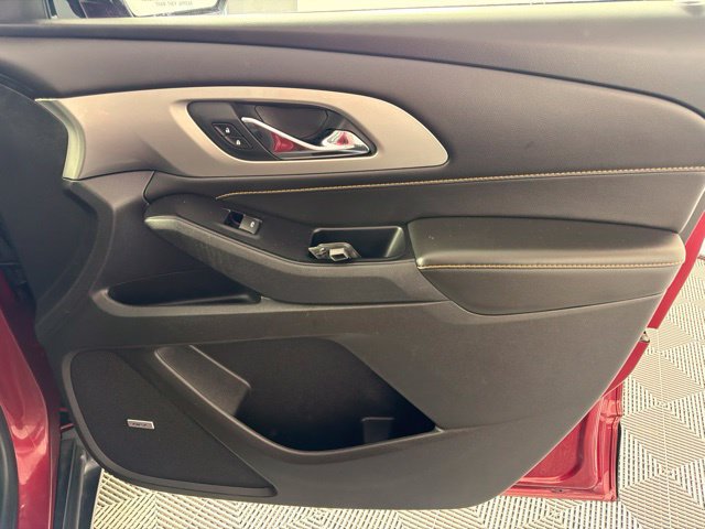 Used 2018 Chevrolet Traverse LT w/ LPO, Black Accent Package AWD/4WD image 34