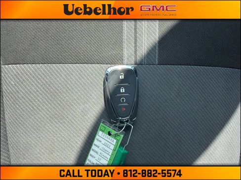 Used 2023 Chevrolet Blazer LT FWD image 31