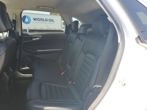 Used 2021 Ford Edge SEL w/ Convenience Package FWD image 12